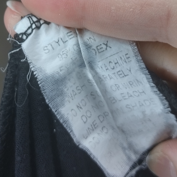 Skull print and cut out Y2K ice fashion top - Picture 4 of 4